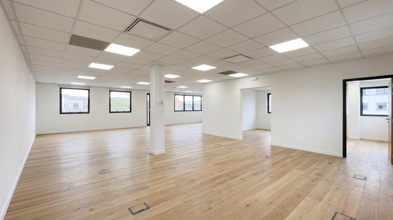Massy (91300) — Bureaux Rénovés avec Terrasse Privative (Lot 15)