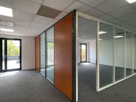 Massy (91300) — Bureaux Rénovés avec Terrasse Privative (Lot 16) — photo 3
